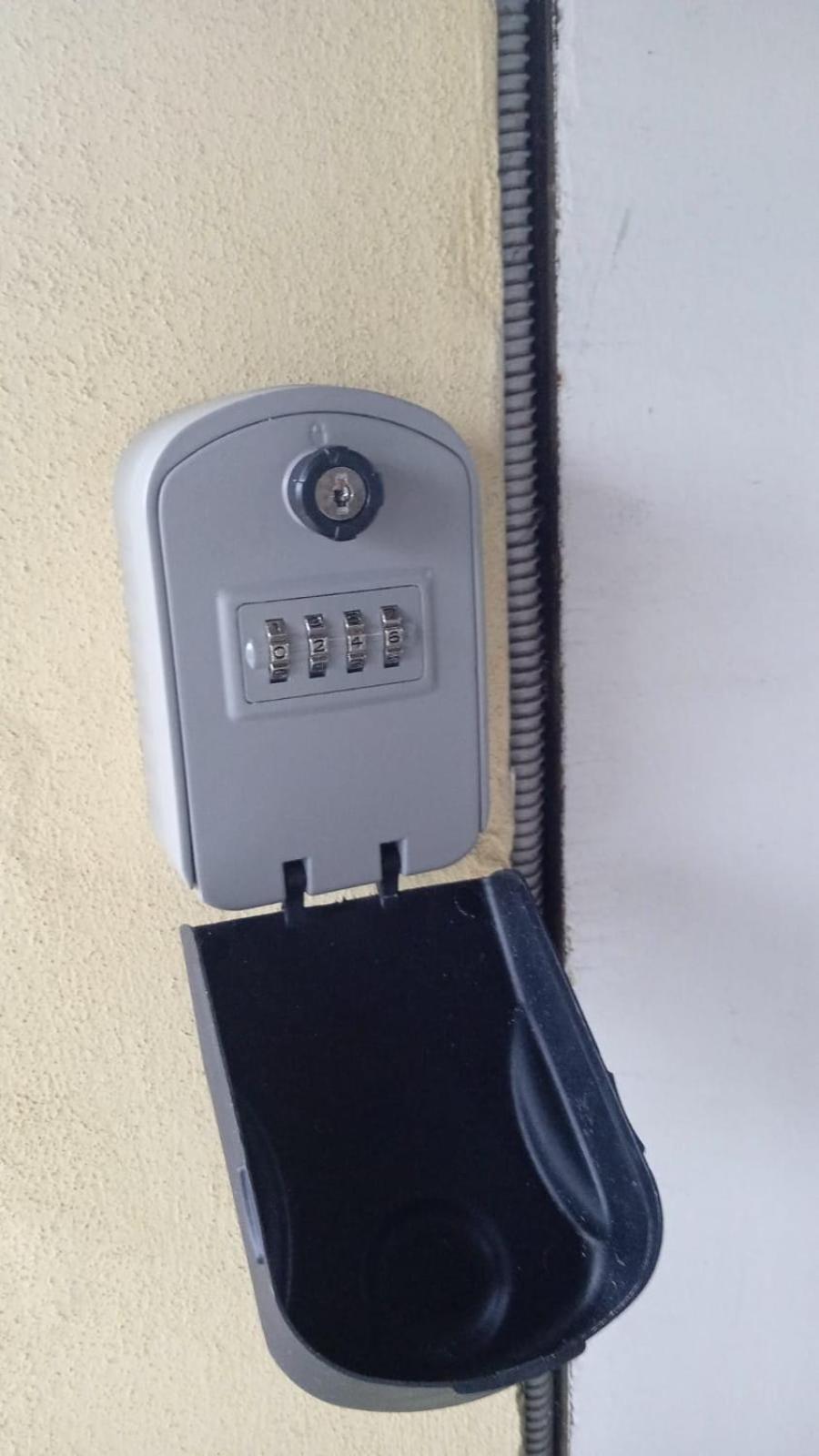 Camera B&B Hotel Parma Buitenkant foto