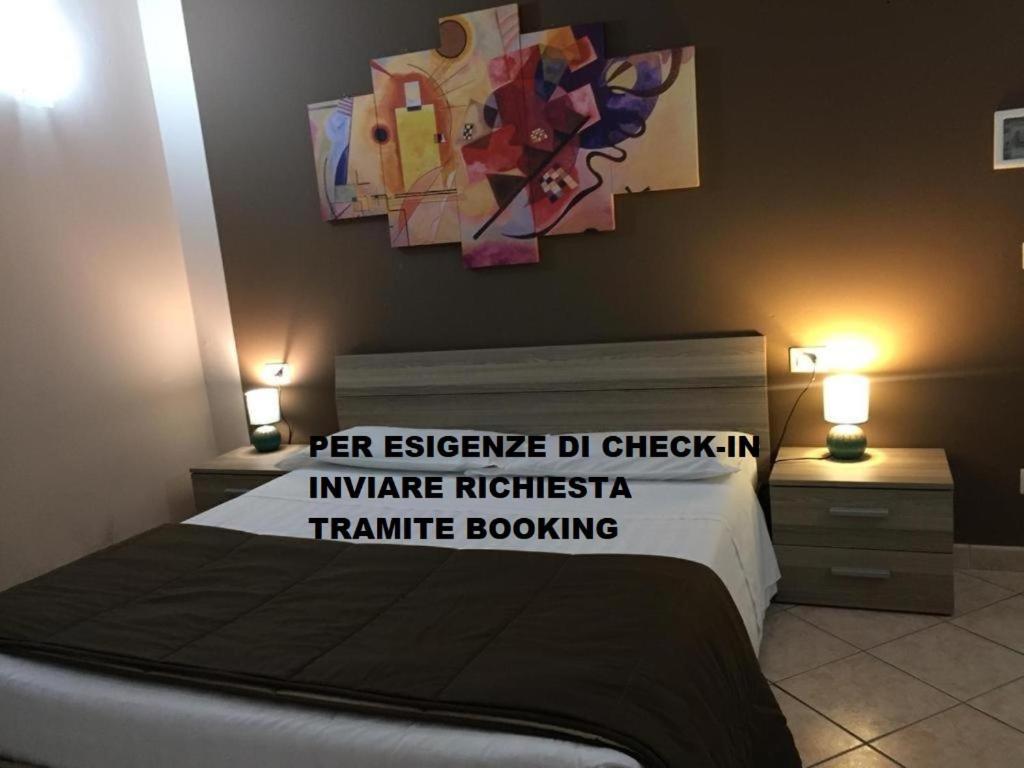 Camera B&B Hotel Parma Buitenkant foto